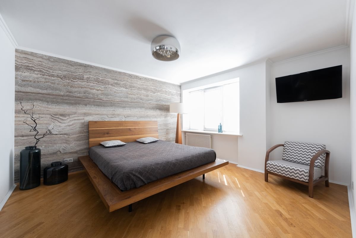 Does a New Mattress Help Back Pain? What the Evidence Says